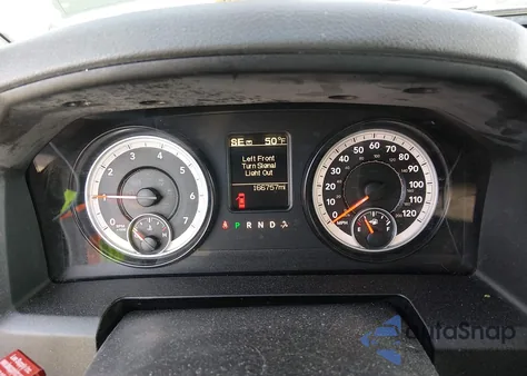 2015 Ram 1500 Express z USA, uszkodzony, nr VIN 1C6RR7KGXFS524888